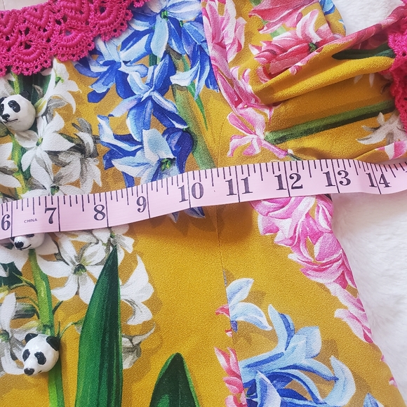 Dolce and Gabbana Hyacinth dress with crochet trim. - Picture 4 of 8